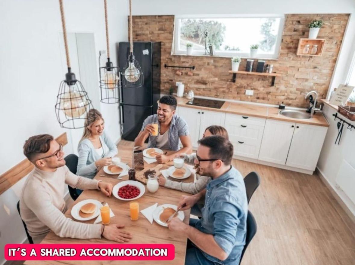 *Ra60G* For Your Most Relaxed & Cosy Stay + Free Parking + Free Fast Wifi * Морлі Екстер'єр фото